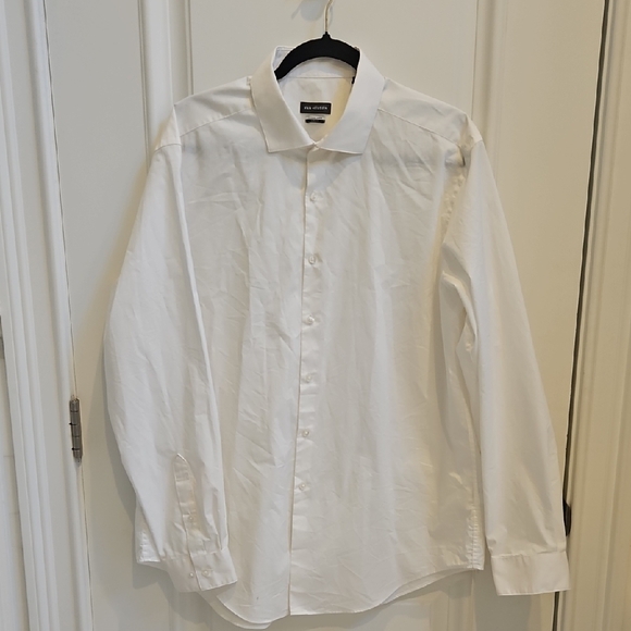 Van Heusen Other - Calvin Klein Men's White‎ Dress Shirt